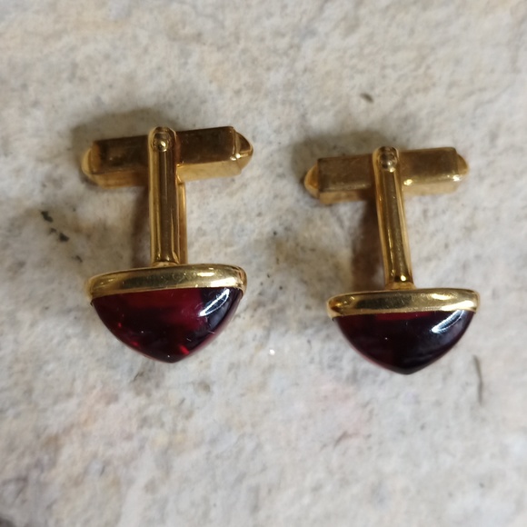 Vintage Men's Swank Cufflinks Gold and Ruby red glass - Picture 5 of 6